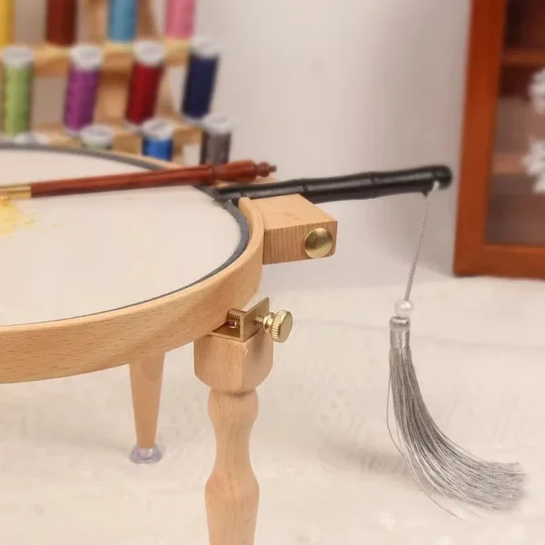 Embroidery Kits - Adjustable Wooden Hoop Frame - Image 4