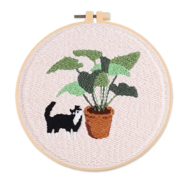 Embroidery Kits: Green Tree Cat Punch Needle - Image 6