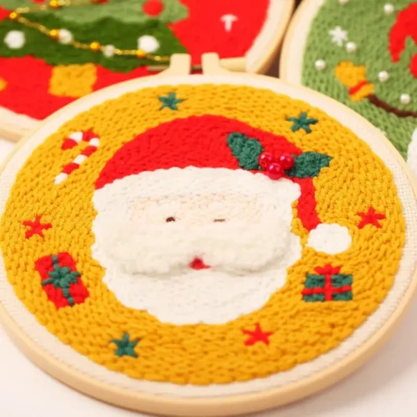 Embroidery Kits: Christmas Punch Needle Kit - Image 4